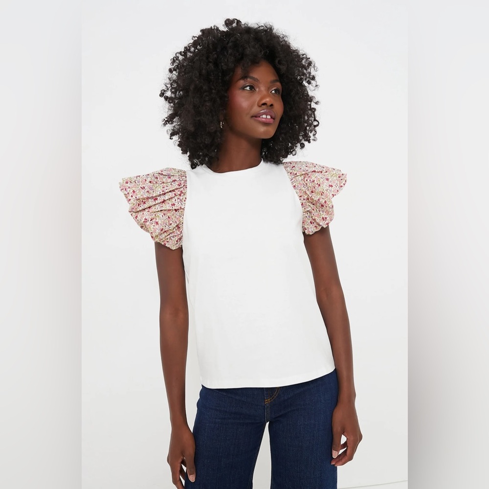 Tuckernuck Hyacinth House Floral Sleeve and White Shelby Tee (size L)